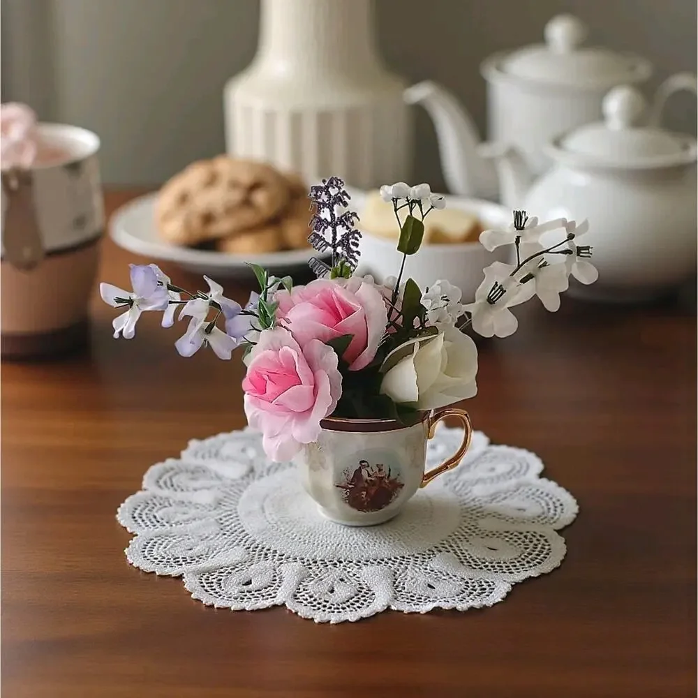 Mary Pop-Ins Tea Cup Floral Arrangement pink white